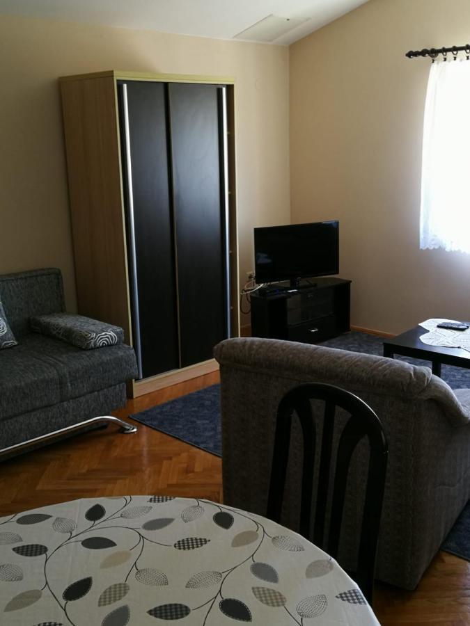 Apartments Ljubica 비오그라드나모루 외부 사진