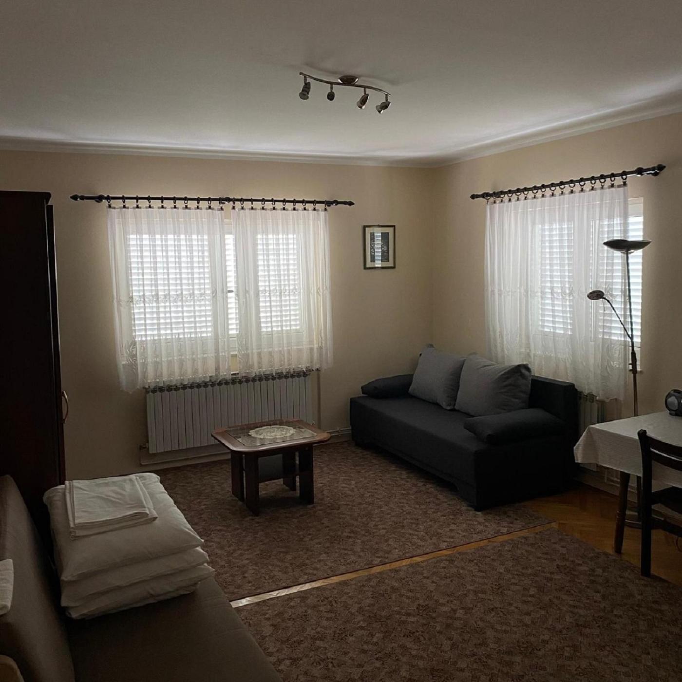 Apartments Ljubica 비오그라드나모루 외부 사진