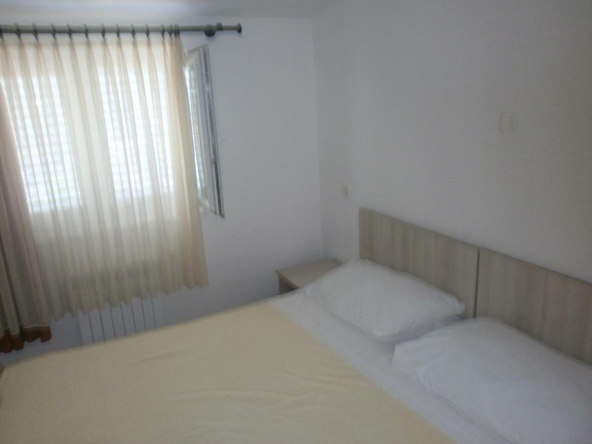 Apartments Ljubica 비오그라드나모루 외부 사진